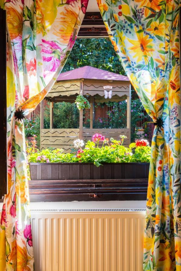 Sunset Cottage Брашов Экстерьер фото